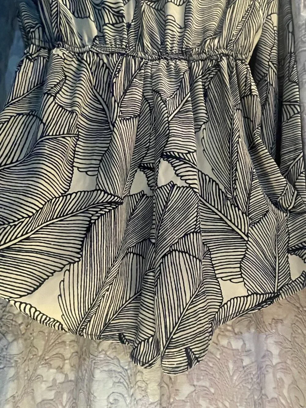 NWOT- Women's E. Leigh's Small Blk/Cream Lg Sleeve/Shorts Jumpsuit-Elastic Waist